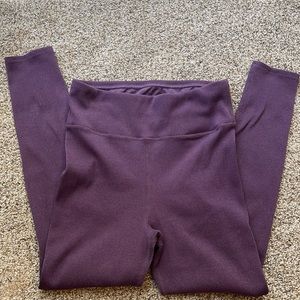 Threads 4 Thought Purple Leggings Size Medium